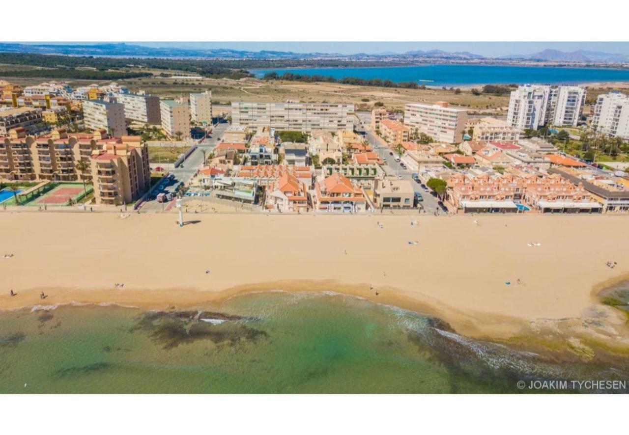 30 Beach House - Bbq & Terrace La Mata  Extérieur photo
